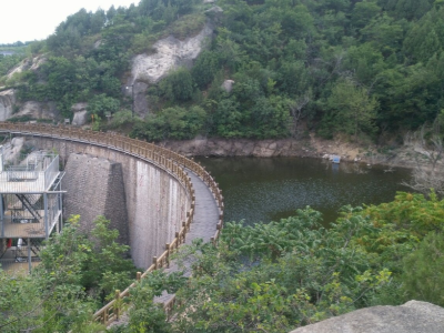 太平洋为凤凰岭河道治理工程输送混凝土